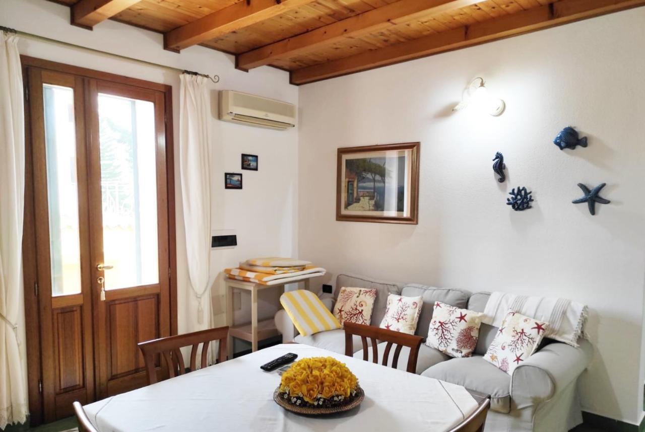 Casa Lupino Lägenhet Orosei Exteriör bild